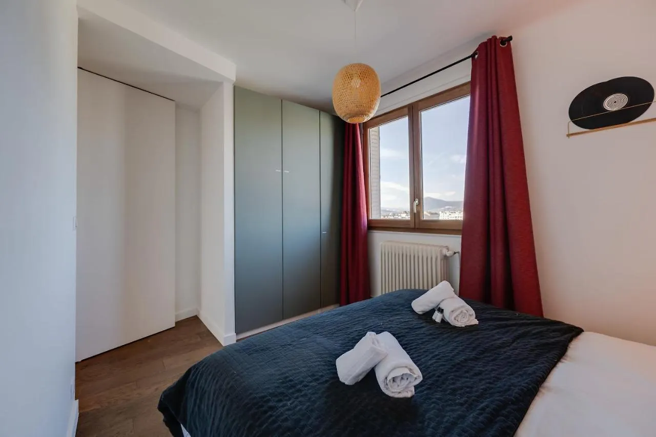 Le Sommeiller 37 - Apartment For 4 People With 360 View Annecy France